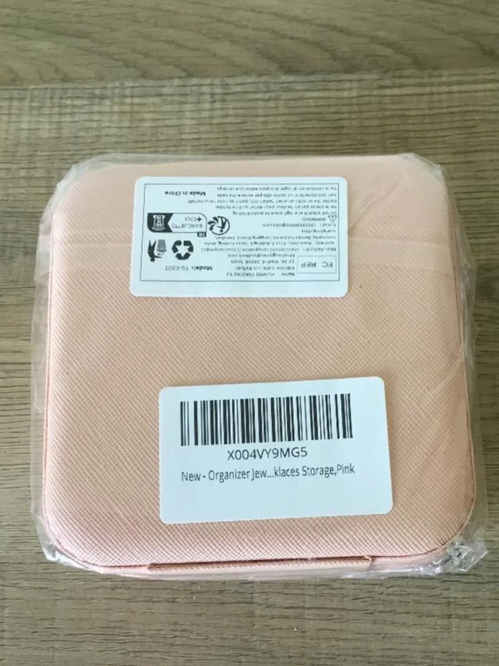 Travel Jewelry Organizer Case Zip Around in Pink Brand New, Sealed, Never Opened